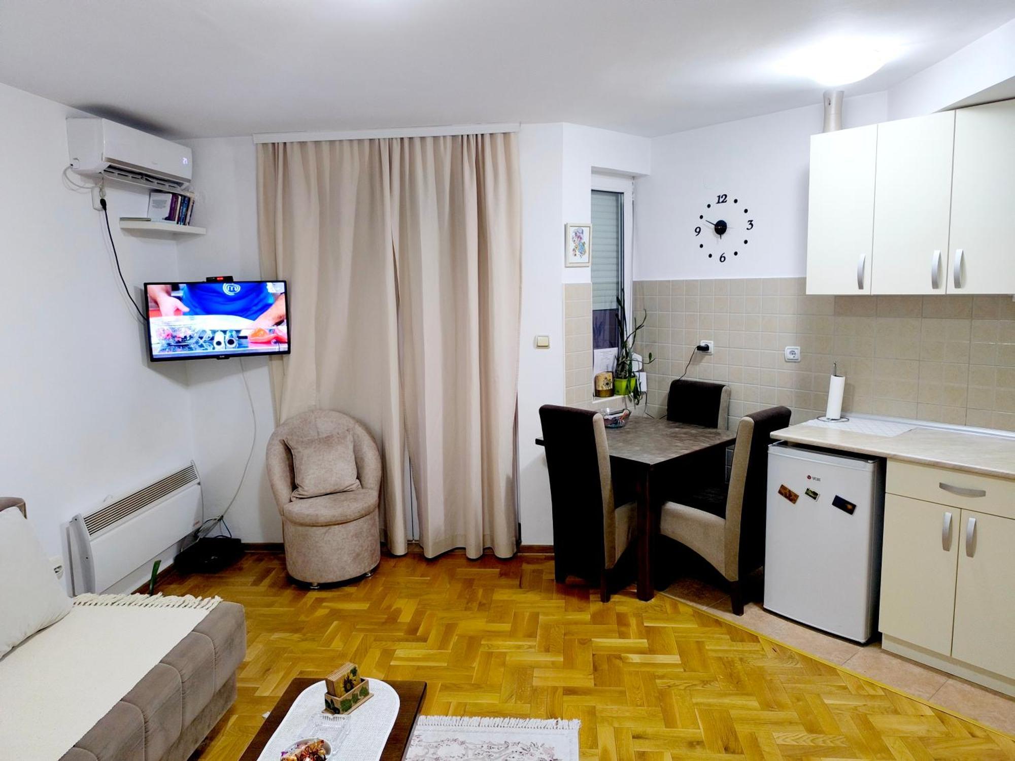 Apartment Laca Vrnjacka Banja Luaran gambar